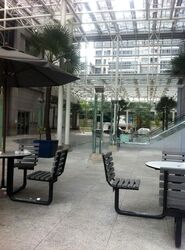 UE Square (D9), Office #615075981